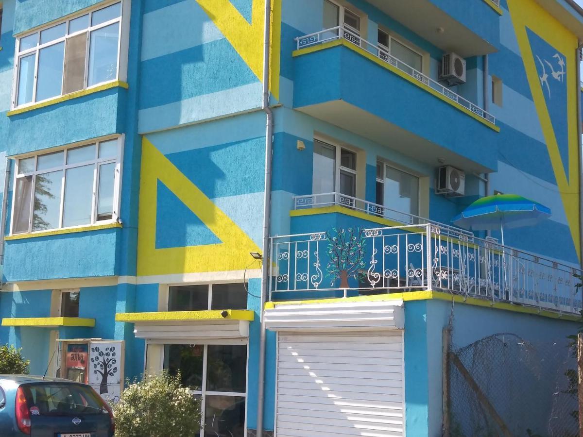 Къща за гости Синьо Лято Поморие Экстерьер фото